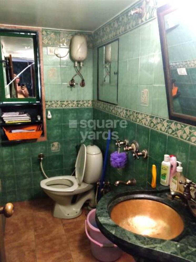 Attached Bathroom, tarapore-gardens 2 Bedroom 900 Sq.Ft. Apartment In Andheri West Mumbai 3732467