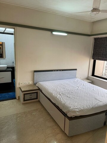 Bedroom in 2 BHK Apartment at K Raheja Raheja Classique, Andheri West – for Rent