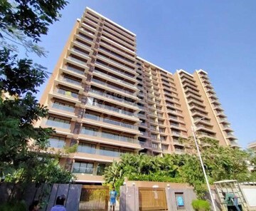 4 BHK Apartment For Rent in Juhu