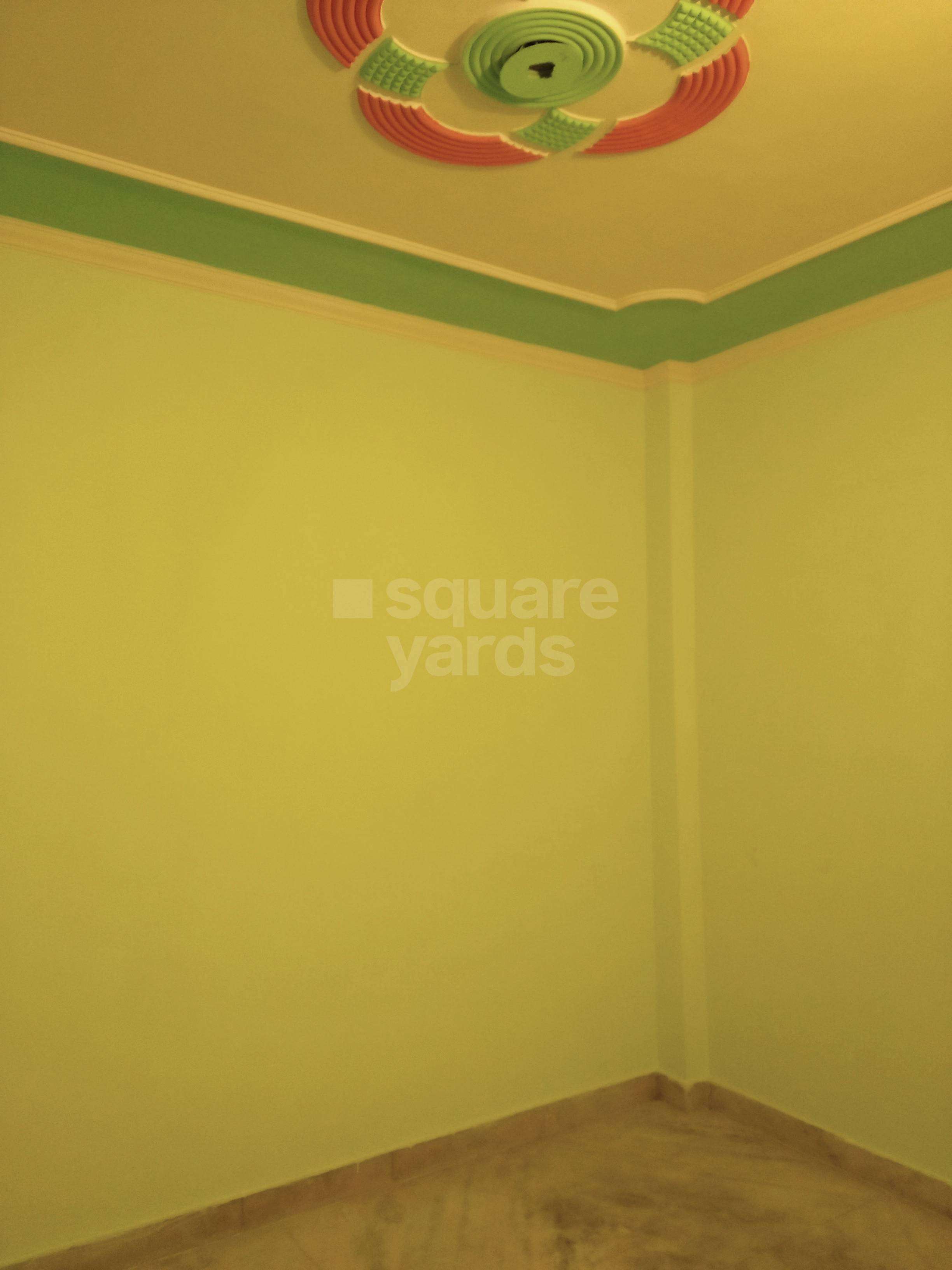 Rental 1 Bedroom 350 Sq.Ft. Builder Floor in Vaishali Sector 3 Ghaziabad 3741740