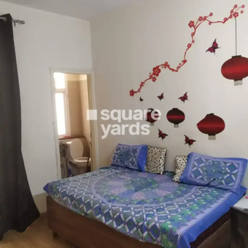 Living Room in 3 BHK Apartment at Emaar Palm Hills, Sector 77 – for Rent