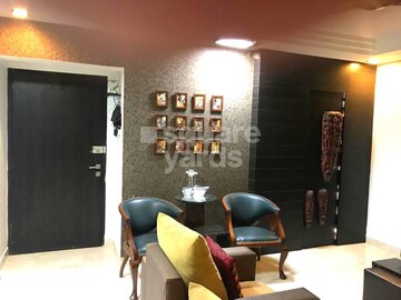 Living Room in 3 BHK Apartment at Andheri West – for Rent