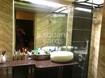 Bathroom in 3 BHK Apartment at Andheri West – for Rent