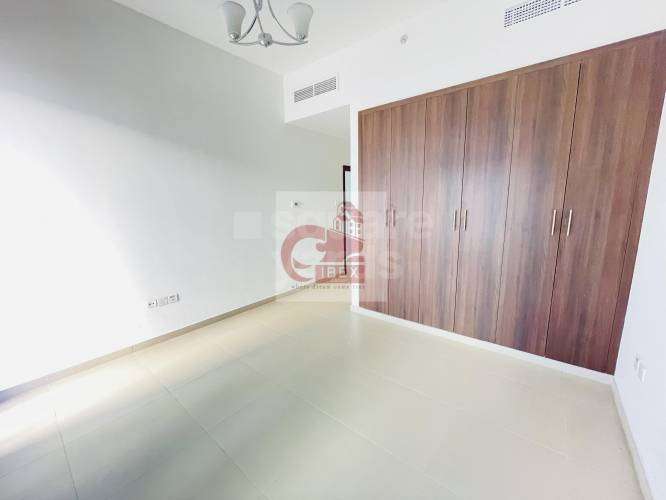 1 BR 980 Sq.Ft. Apartment in Sheikh Zayed Road