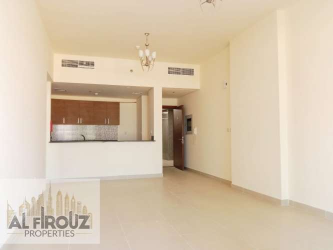 1 BR 850 Sq.Ft. Apartment in Jumeirah Village Circle