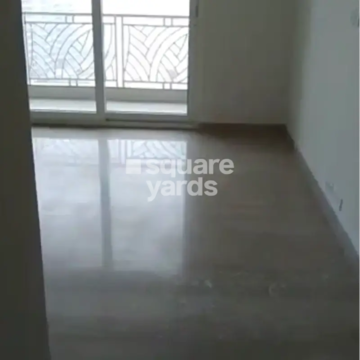 Room in 2 BHK Apartment at AIPL The Peaceful Homes, Sector 70a – for Rent