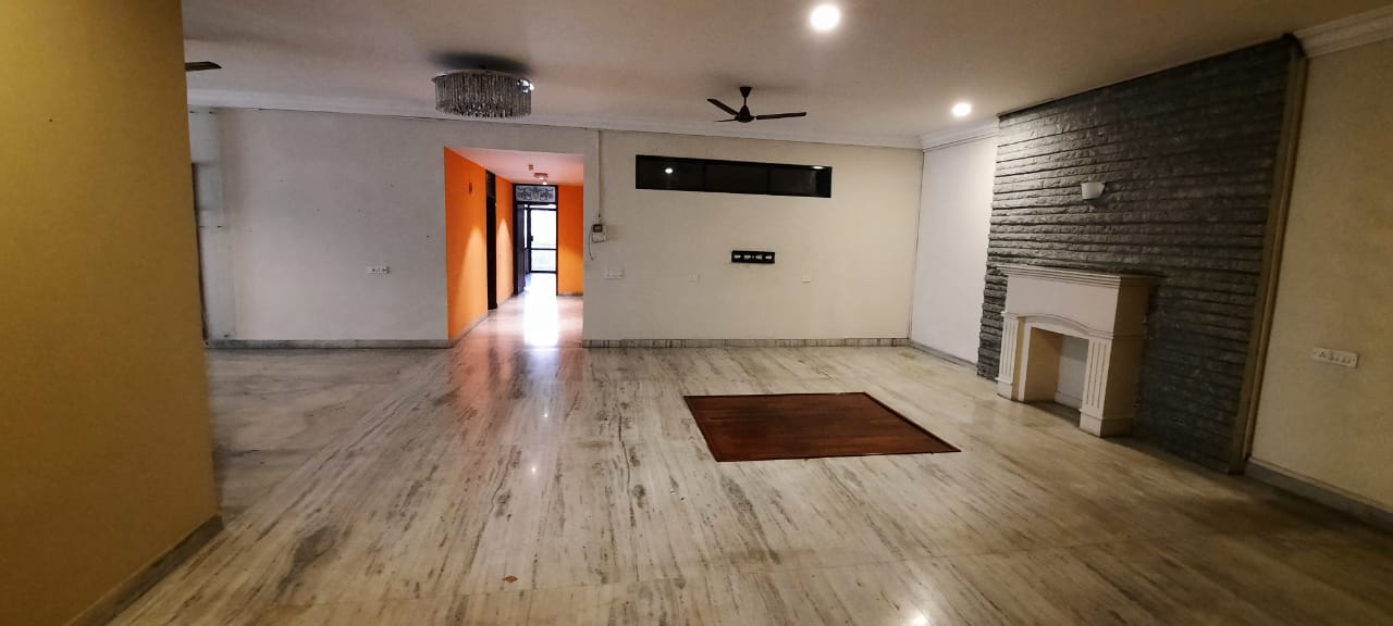 Resale 4 Bedroom 3662 Sq.Ft. Apartment in Richmond Road Bangalore 3798373