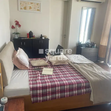 Bedroom in 2 BHK Apartment at Ireo Victory Valley, Sector 67 – for Rent