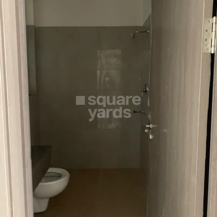 Bathroom, emaar-palm-select 3 Bedroom 1650 Sq.Ft. Apartment In Sector 77 Gurgaon 3824183