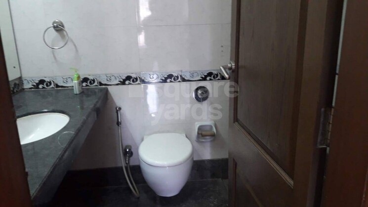 Bathroom, k-raheja-raheja-classique 3 Bedroom 1850 Sq.Ft. Apartment In Andheri West Mumbai 3824845