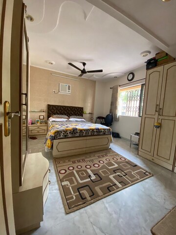 Bedroom in 3 BHK Apartment at Galactica Apartment, Andheri West – for Sale