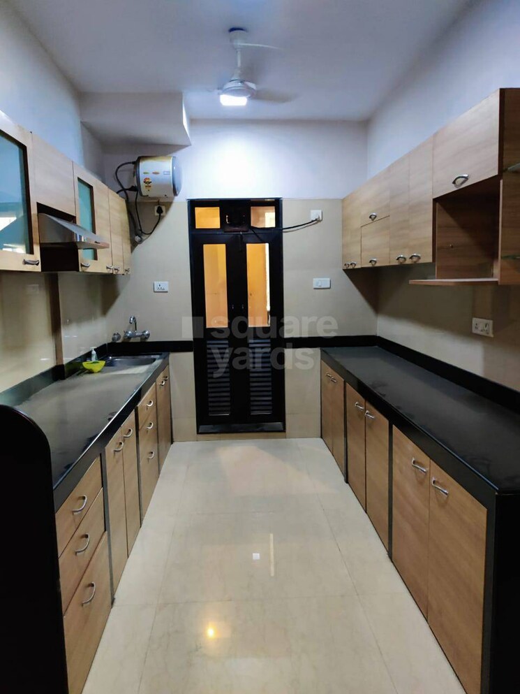 Kitchen, k-raheja-raheja-classique 4 Bedroom 2400 Sq.Ft. Apartment In Andheri West Mumbai 3844525