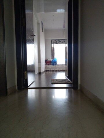 Room in 3 BHK Apartment at Andheri West – for Sale