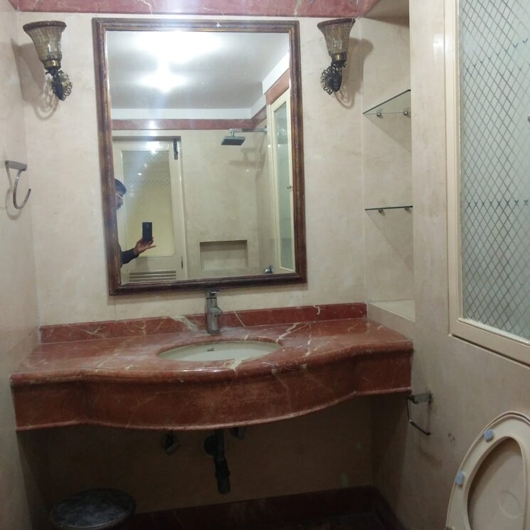 Bathroom, andheri west 2 Bedroom 1100 Sq.Ft. Apartment In Andheri West Mumbai 3848325