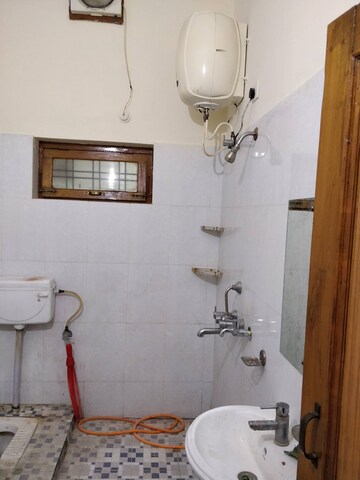 Bathroom in 2 BHK Independent House at Subhash Nagar – for Rent