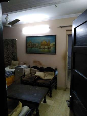 1 BHK Apartment For Rent in RWA Block B Dayanand Colony Lajpat Nagar Delhi 3873015