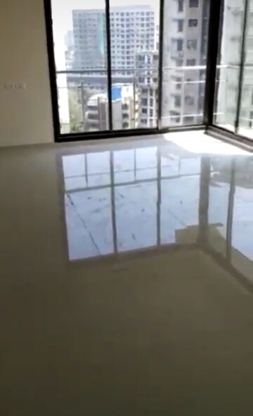 Bedroom in 3 BHK Apartment at Windsor Tower, Andheri West – for Sale