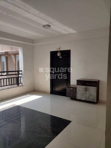 Room in 4 BHK Apartment at Movie Towers, Kokapet – for Rent