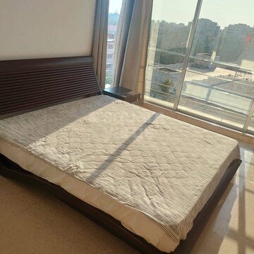 3.5 BHK Builder Floor For Rent in Juhu