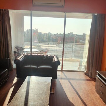 3.5 BHK Builder Floor For Rent in Juhu