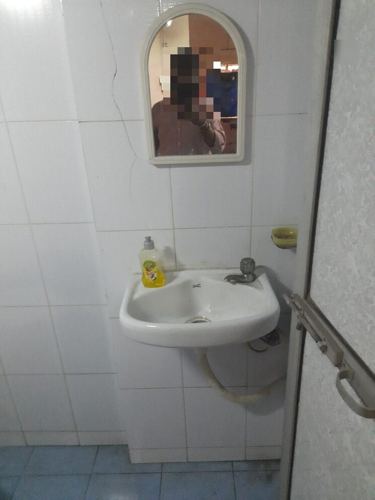 Washroom, sion east Commercial Office Space 960 Sq.Ft. In Sion East Mumbai 3883892