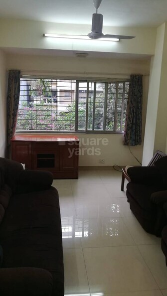 2 BHK Apartment For Rent in Oshiwara Gulmohar Apartment Andheri West Mumbai  3900640