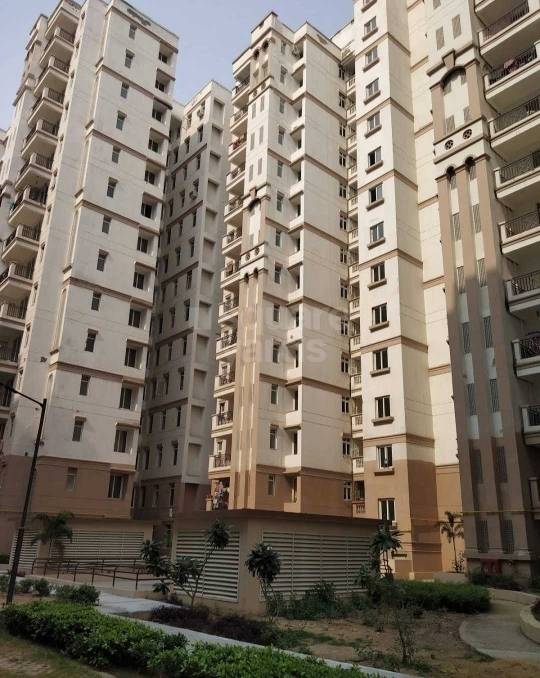 Rental 3 Bedroom 1285 Sq.Ft. Apartment in Ramprastha City The Atrium