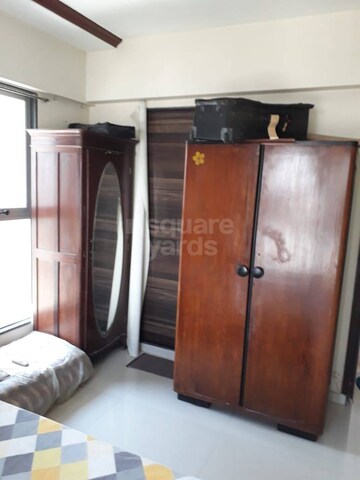 Bedroom in 2 BHK Apartment at Mayfair Housing Akshay, Andheri West – for Rent