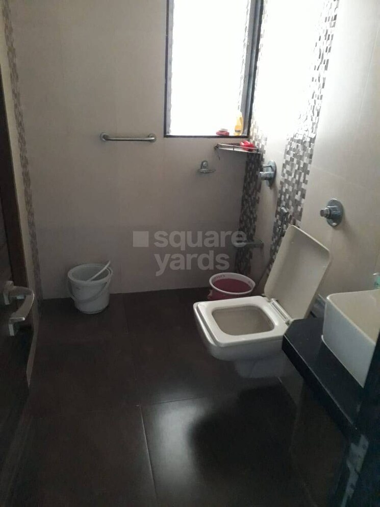 Bathroom, mayfair-housing-akshay 2 Bedroom 1000 Sq.Ft. Apartment In Andheri West Mumbai 3908111