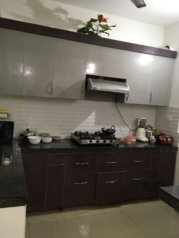 Kitchen in 3.5 BHK Apartment at Jaypee Greens Kosmos, Sector 134 – for Sale