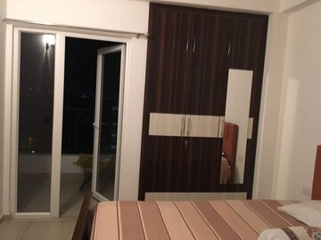 Furnished Amenities in 3.5 BHK Apartment at Jaypee Greens Kosmos, Sector 134 – for Sale