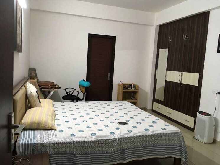 Bedroom, jaypee-greens-kosmos 3.5 Bedroom 1356 Sq.Ft. Apartment In Sector 134 Noida 3908379