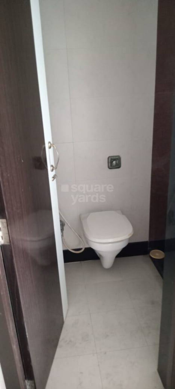 Bathroom, andheri west 3 Bedroom 2000 Sq.Ft. Apartment In Andheri West Mumbai 3912645