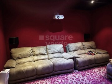 Living Room in 3 BHK Villa at Andheri West – for Rent