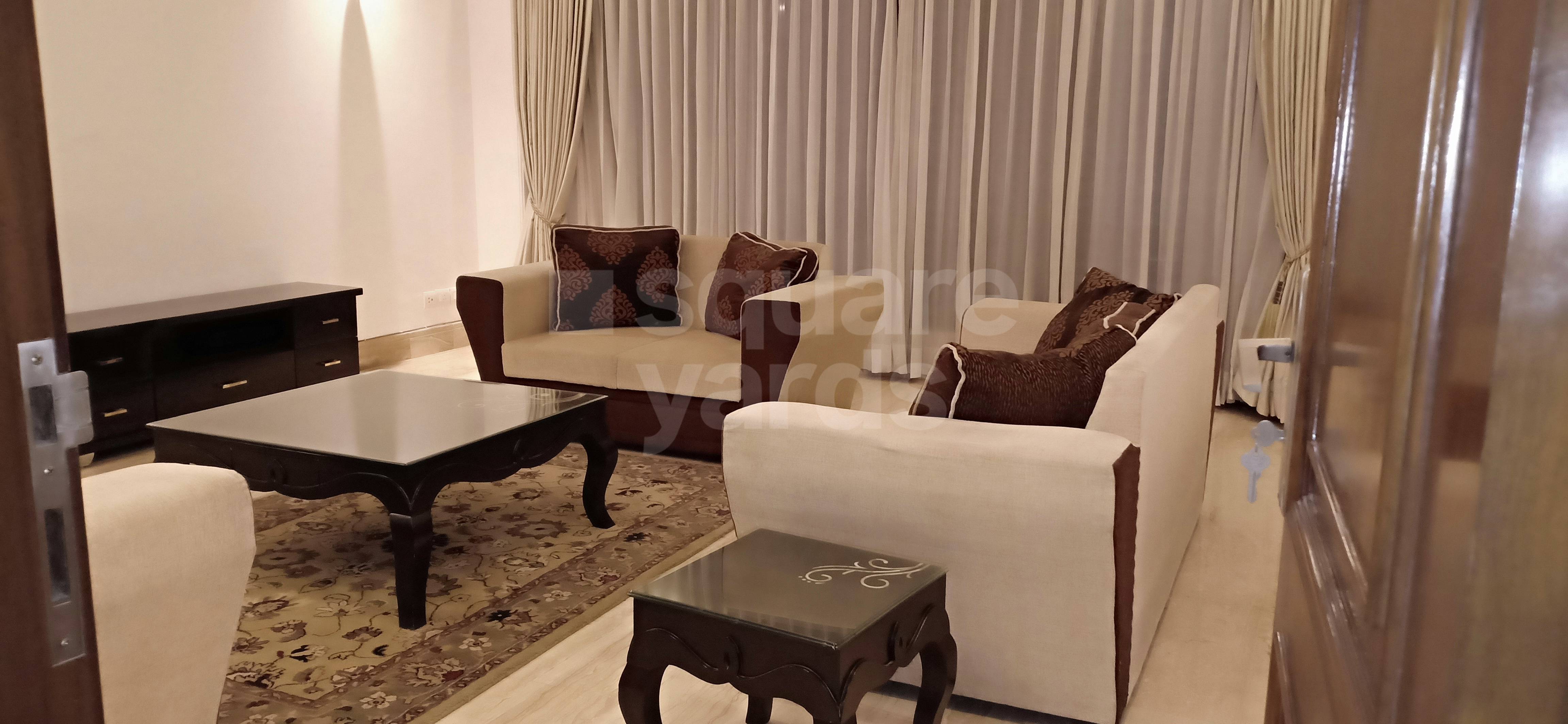 Rental 4 Bedroom 4500 Sq.Ft. Apartment in New Friends Colony Floors