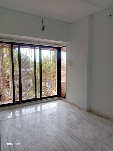 Bedroom in 3 BHK Apartment at Andheri West – for Sale