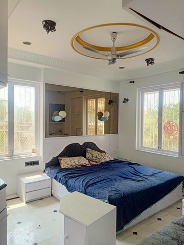 Bedroom in 3 BHK Apartment at Andheri West – for Sale