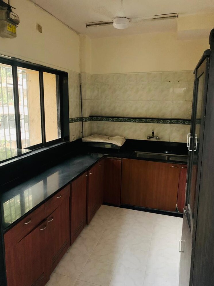 Kitchen, lokhandwala complex 1 Bedroom 610 Sq.Ft. Apartment In Lokhandwala Complex Mumbai 3918377
