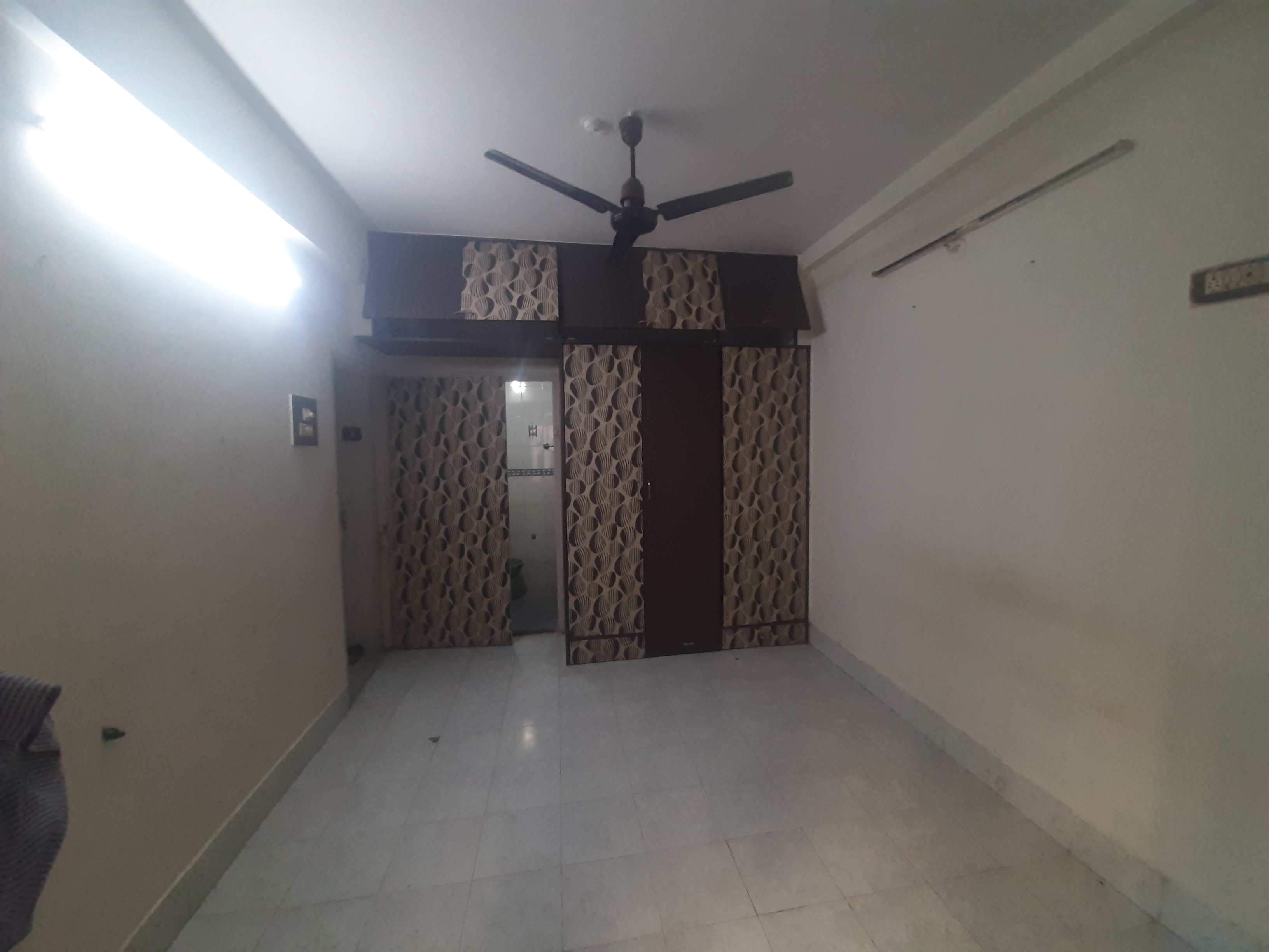 Rental Studio 250 Sq.Ft. Apartment in Gokuldham Complex, Goregaon East