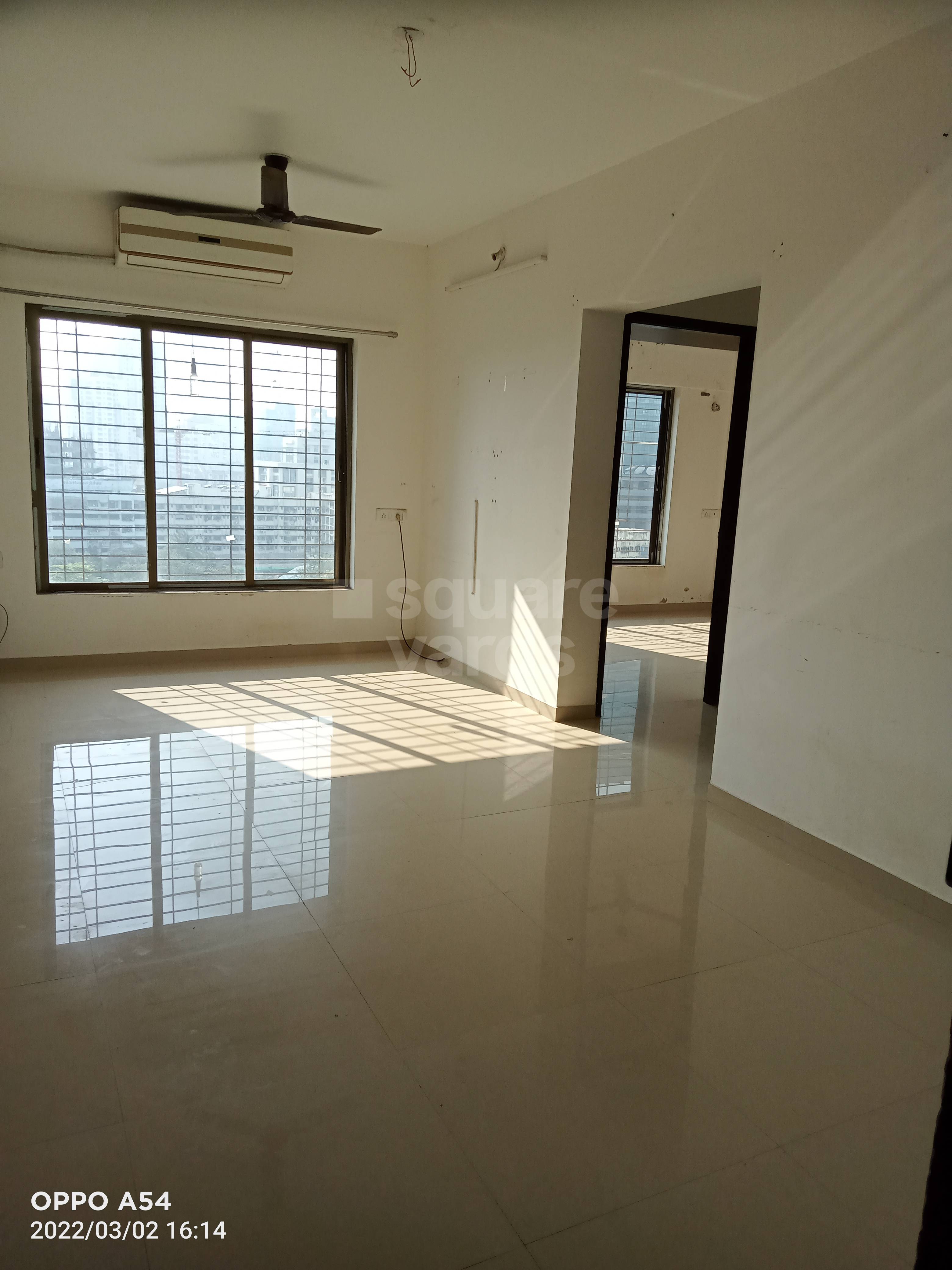 Rental 1 Bedroom 420 Sq.Ft. Apartment in Neelganga Apartment, Lower