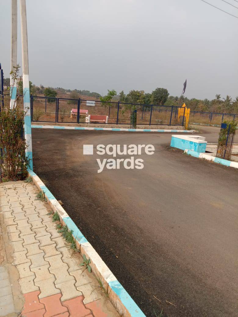Resale 1300 Sq.Ft. Plot in Nelamangala Bangalore 4173120