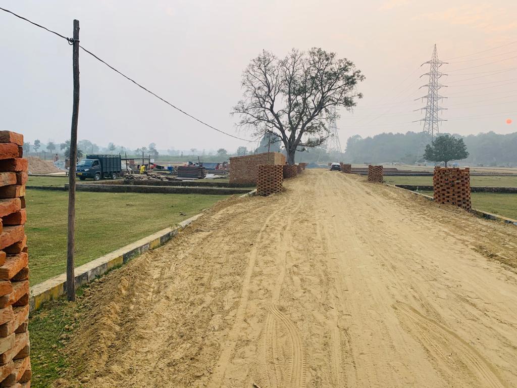 Resale 1000 Sq.Ft. Plot in Garden Estate Township, Gomati Nagar Lucknow