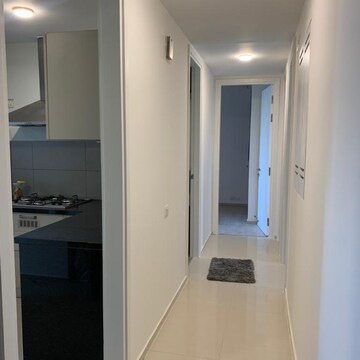 Room in 3 BHK Apartment at Ireo Skyon, Sector 60 – for Rent