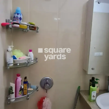 Bathroom in 2 BHK Apartment at Emaar Emerald Estate, Sector 65 – for Rent