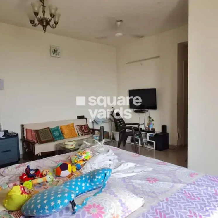 Bedroom, emaar-emerald-estate 2 Bedroom 1020 Sq.Ft. Apartment In Sector 65 Gurgaon 3942677