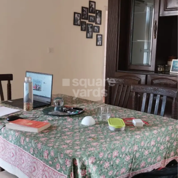 Living Room in 3 BHK Apartment at Orchid Petals, Sector 49 – for Rent