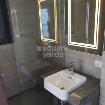 Bathroom in 3 BHK Apartment at M3M Golf Estate, Sector 65 – for Rent
