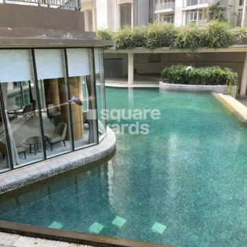 Swimming Pool in 3 BHK Apartment at Emaar Palm Hills, Sector 77 – for Rent