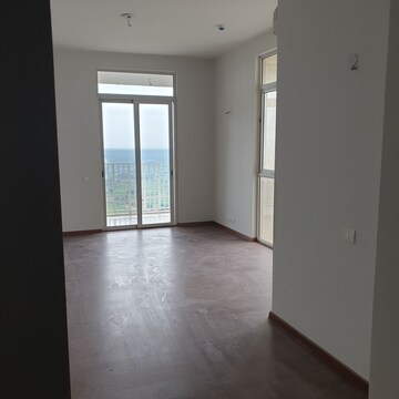Room in 4 BHK Apartment at Ireo Victory Valley, Sector 67 – for Sale