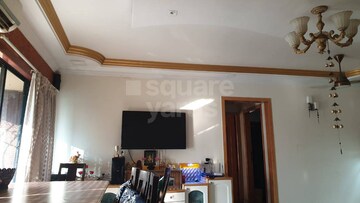 Living Room in 3 BHK Apartment at Panorama Tower, Andheri West – for Rent